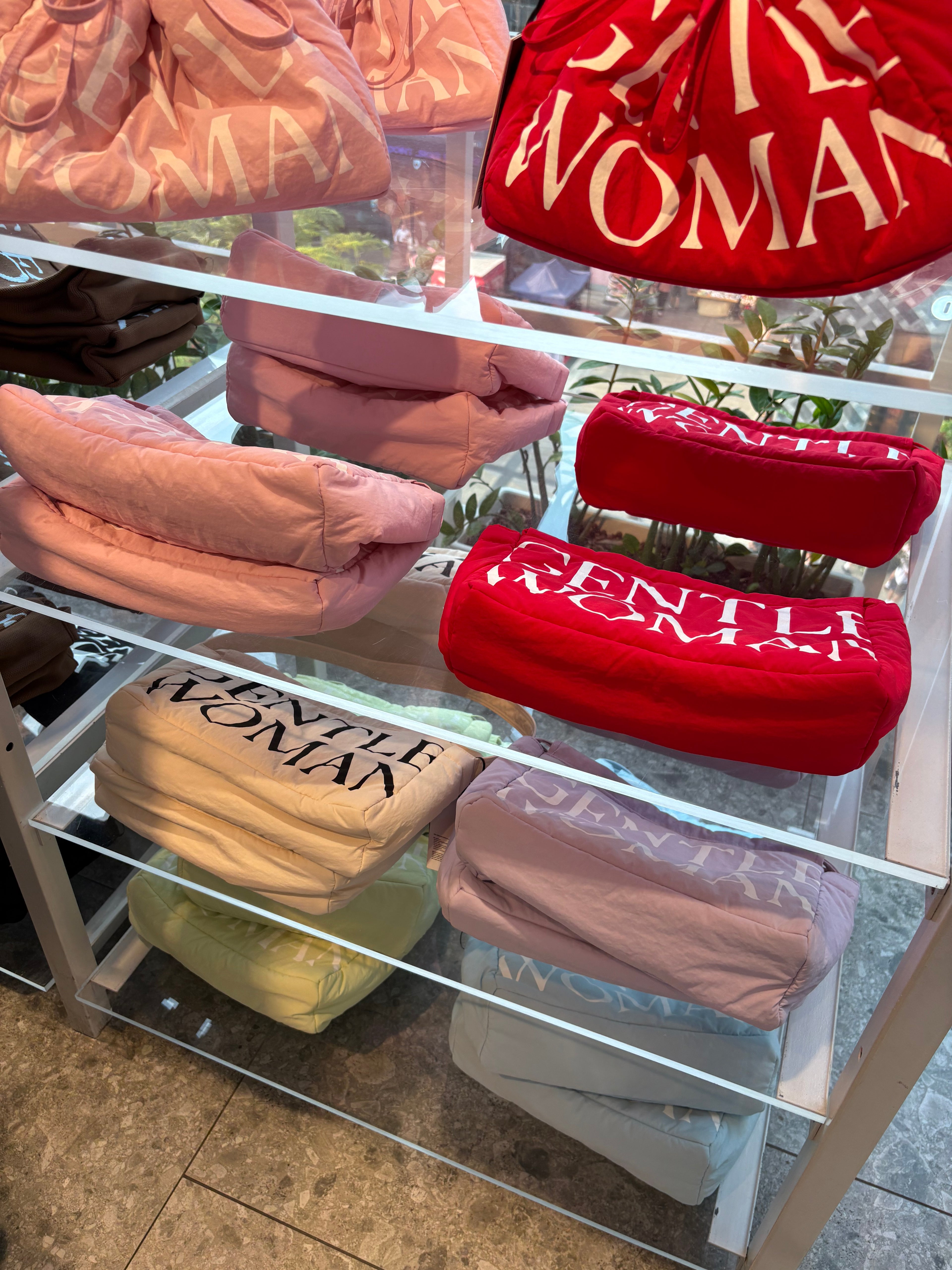 🇹🇭 泰國連線 Gentlewoman 餃子袋