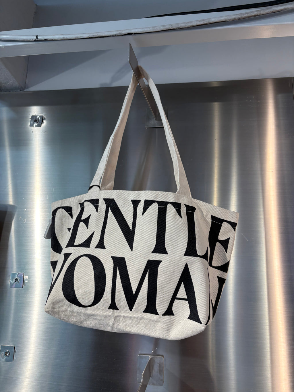 Gentlewoman 長帶磁石扣 Tote Bag