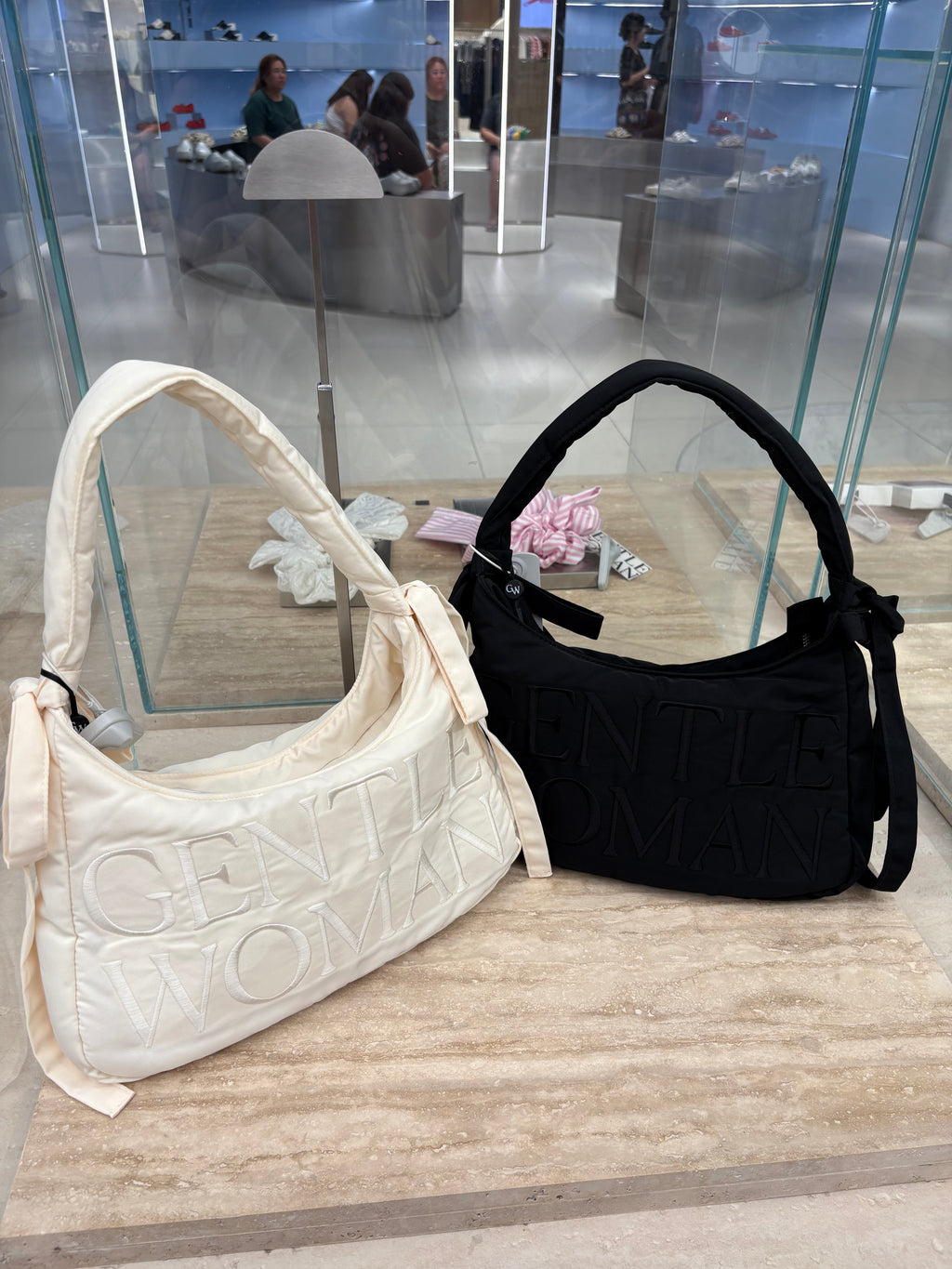 New! Gentlewoman Ribbons Shoulder Bag